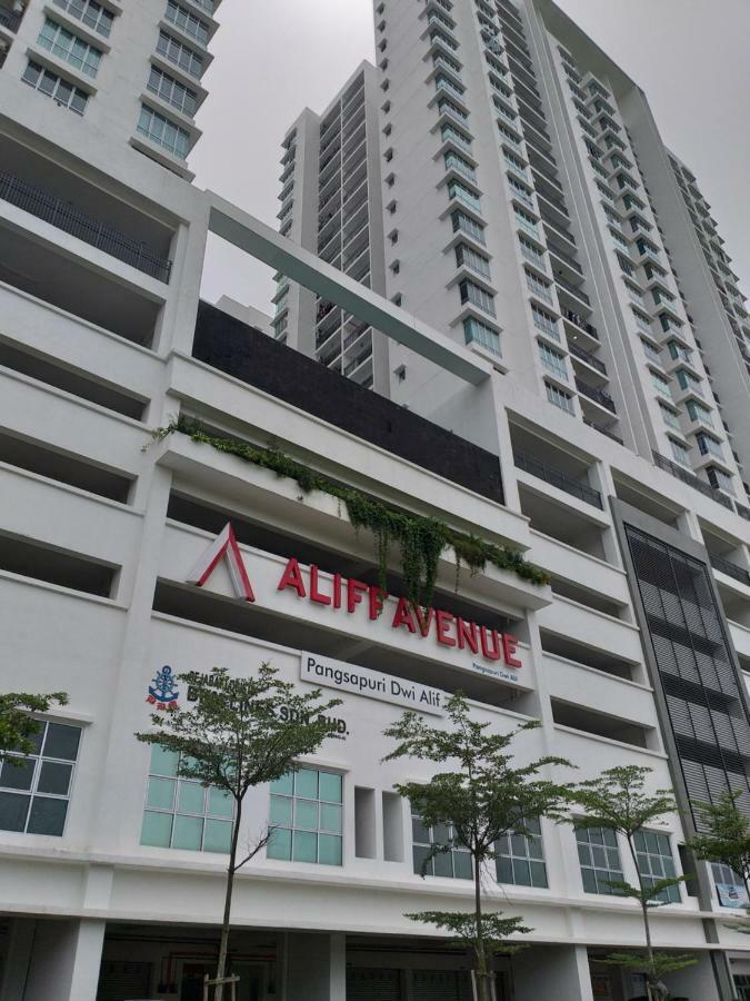 Aliff Avenue 2 Bedroom Homestay Johor Bahru Zewnętrze zdjęcie